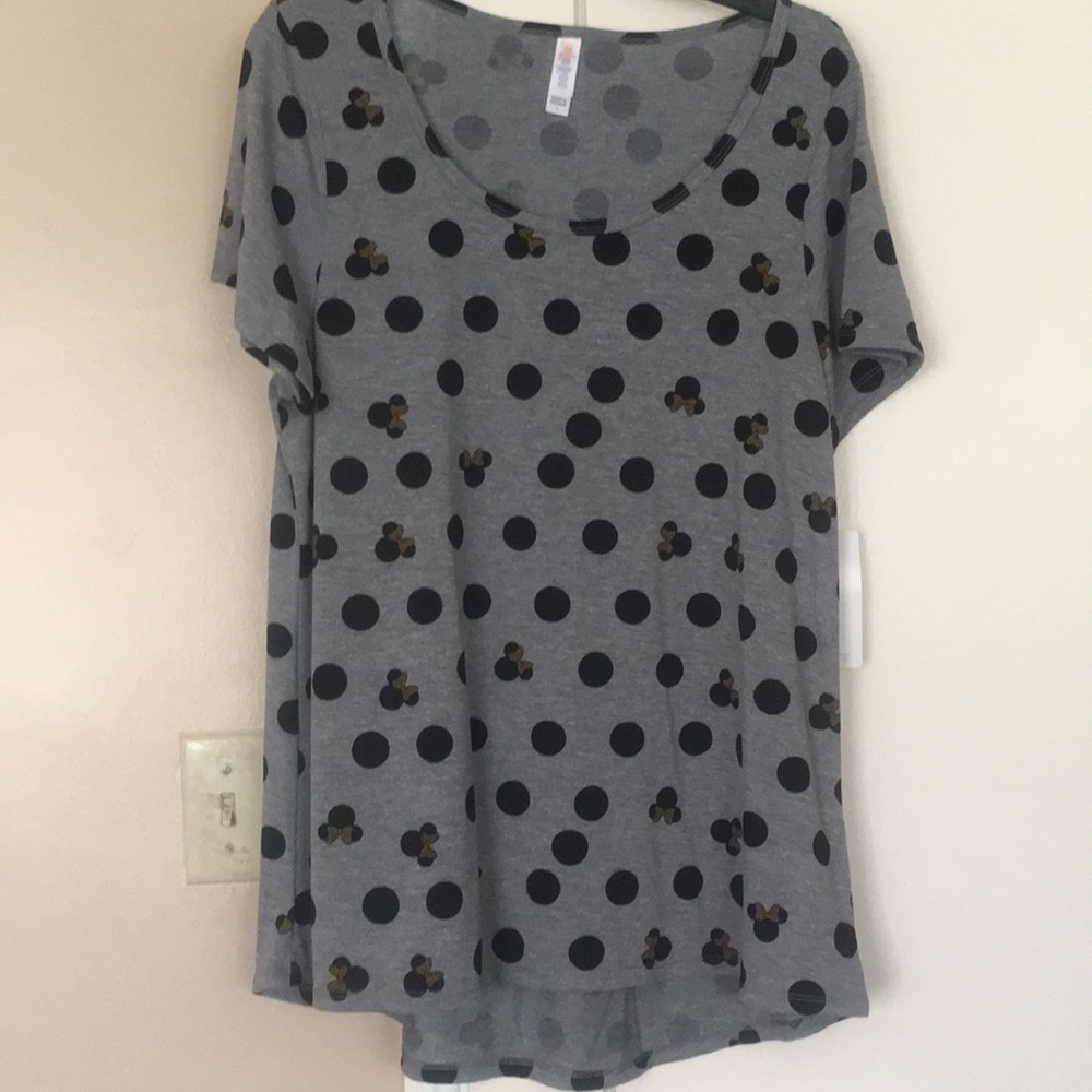 ❌SOLD❌ Lularoe Disney collection classic tee